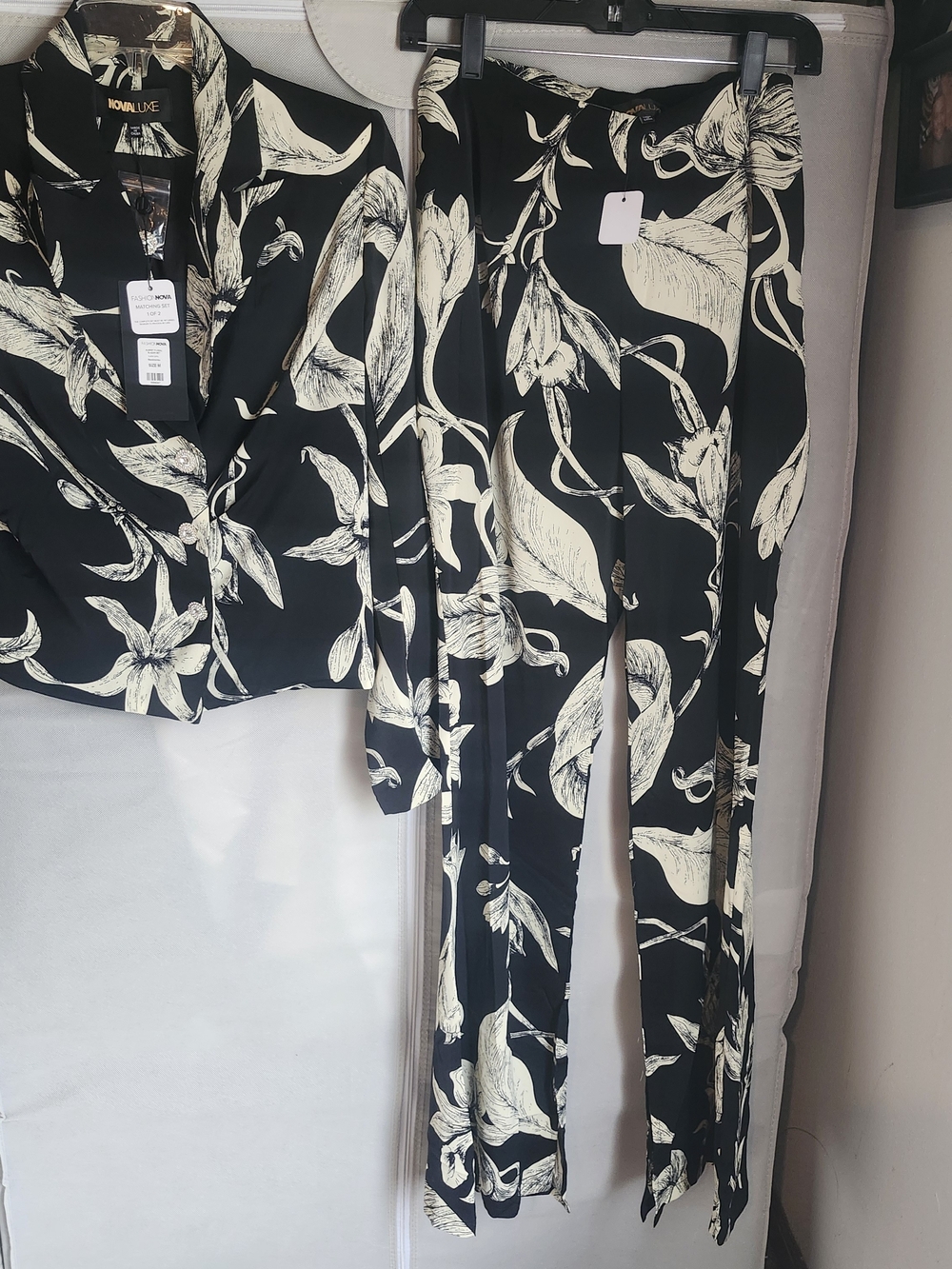 Fashion Nova Black Floral Print Wide-Leg Pantsuit Set